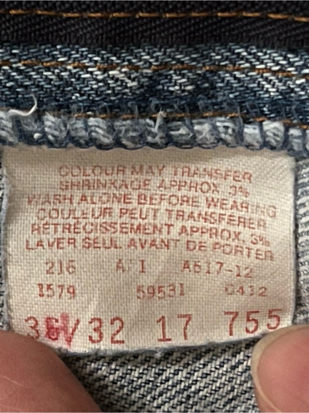 Vintage 1982 Levi's 531 High Waisted Denim Cutoff Shorts Made in Canada - Picture 4 of 5